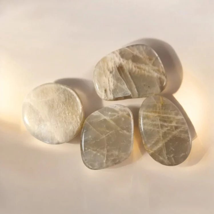 Galet Pierre de Lune - Je Rayonne